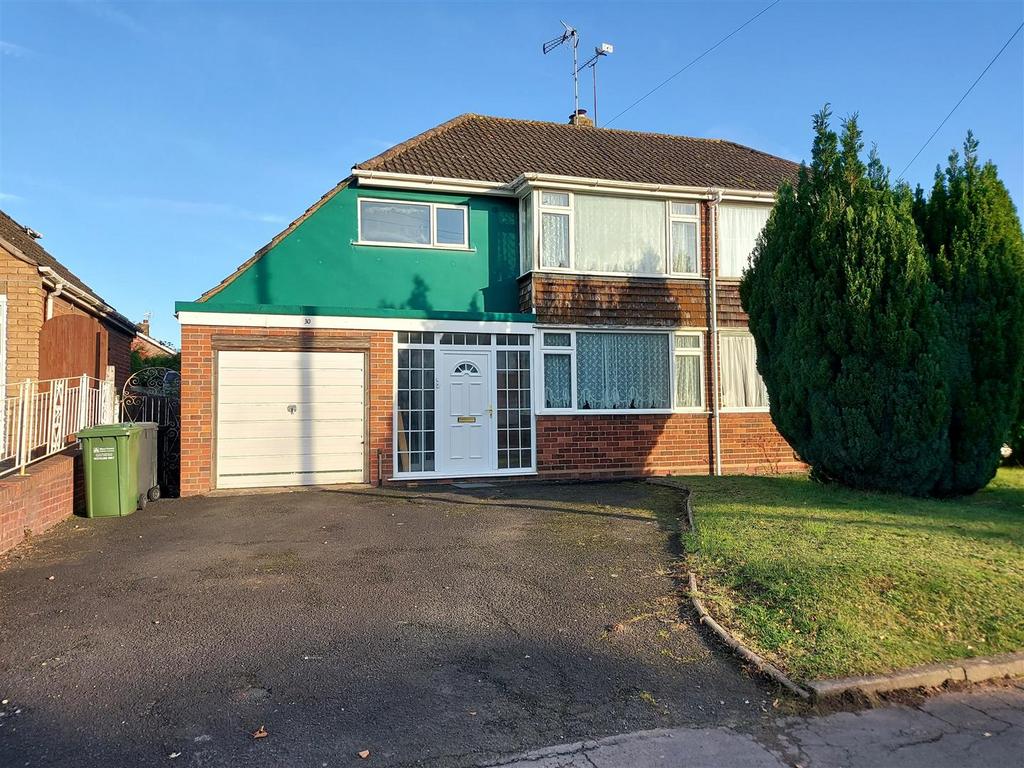Windermere Way, StourportOnSevern 3 bed semidetached house for sale