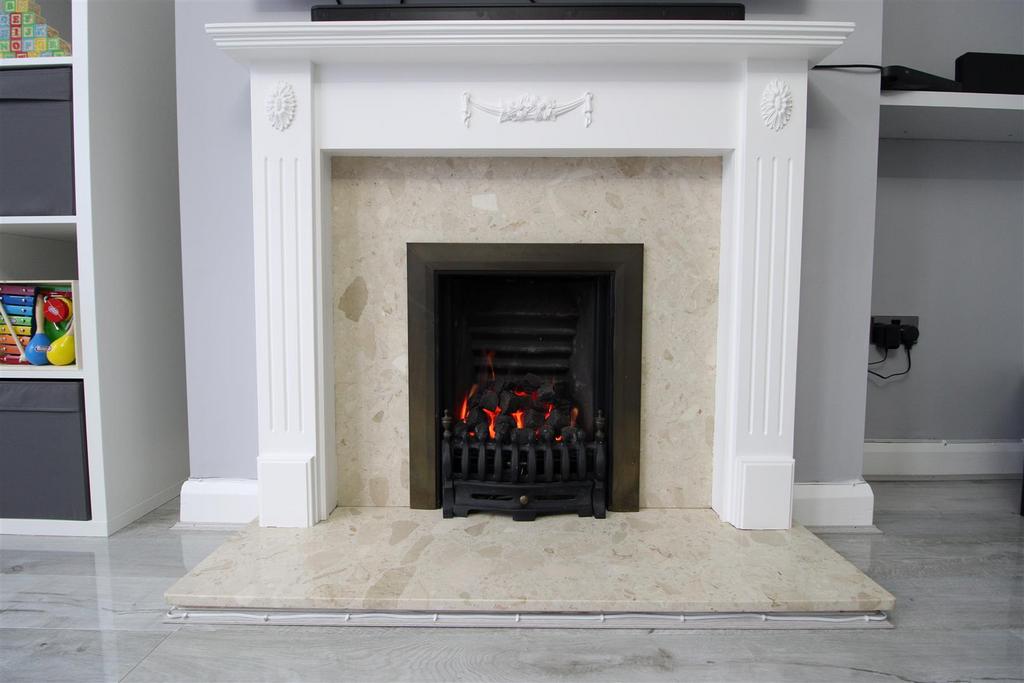 Fireplace (front lounge).JPG