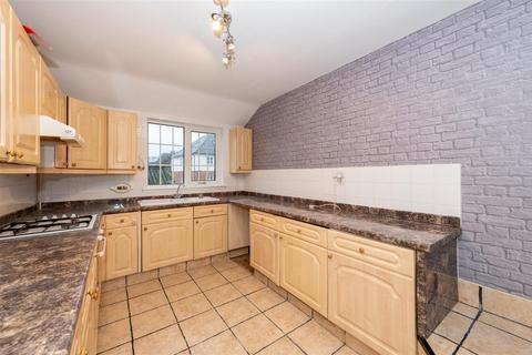 3 bedroom terraced house for sale, St. Agathas Road, Pershore