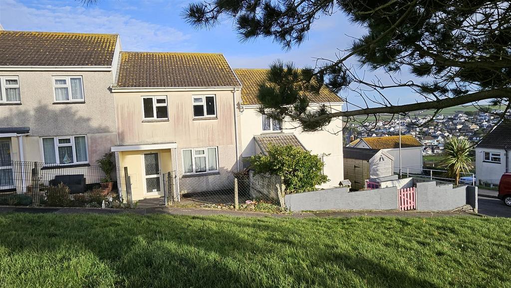 Tregundy Road, Perranporth 3 bed house £235,000