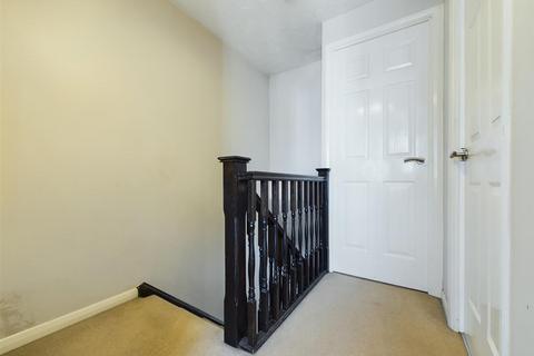 37 Brooks Drive, Scarning, Dereham, NR19 2TB