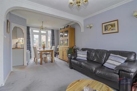 3 bedroom terraced house for sale, Autumn Close, Enfield