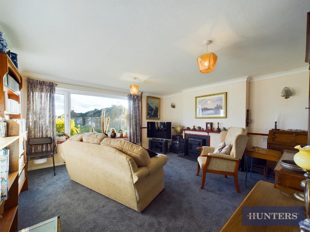 Fountains Avenue, Bridlington 3 bed semidetached house for sale £180,000