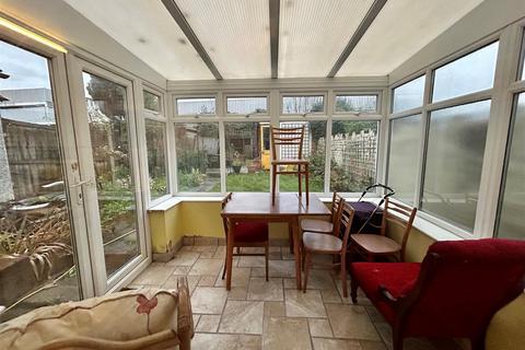 52 Tufton Road, London, E4 8LE