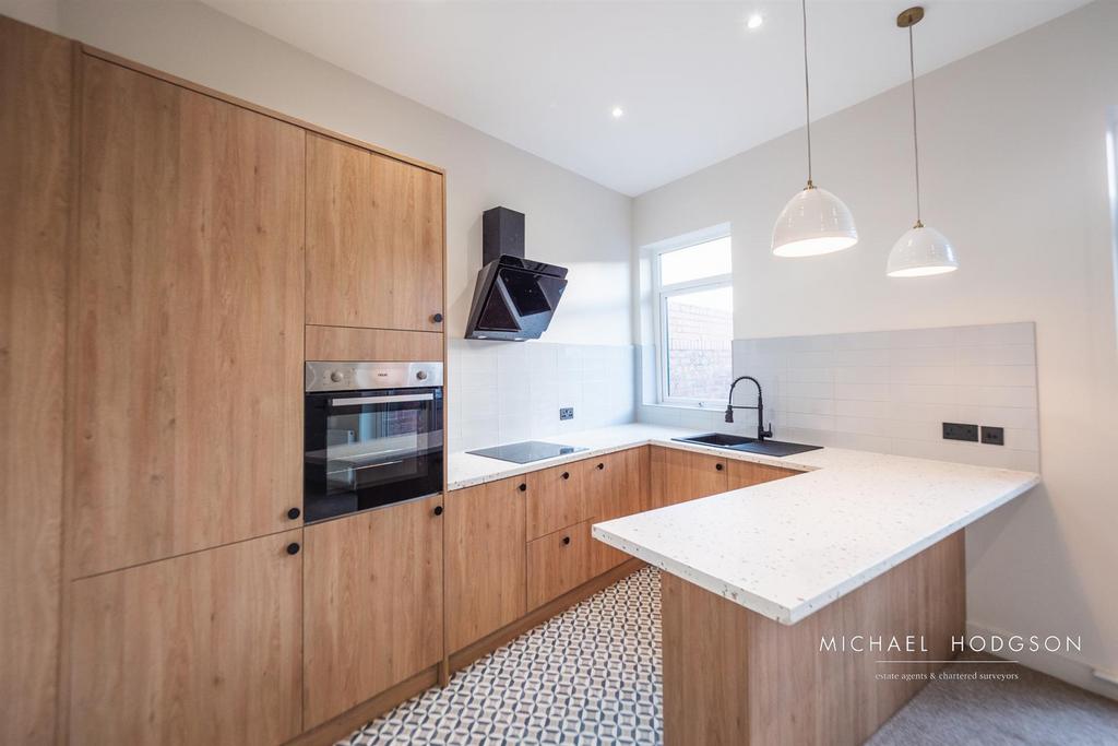 Kitchen / Living Room