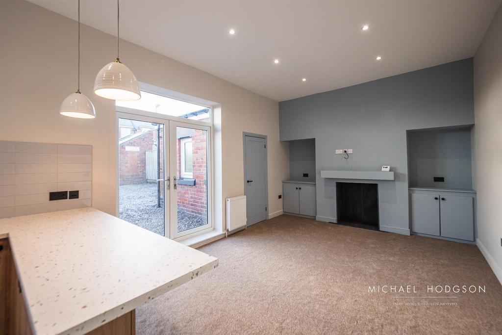 Kitchen / Living Room