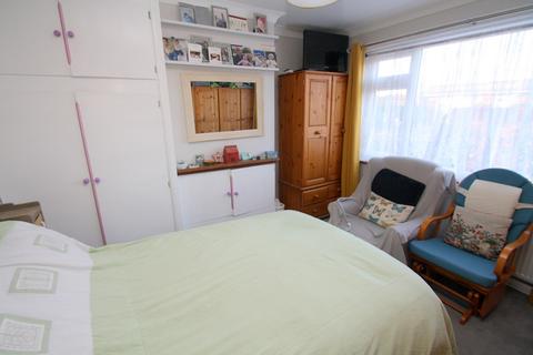 3 bedroom bungalow for sale, Edward Way, Ashford, TW15