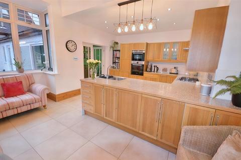 3 Albert Road, Stoke-on-trent, ST4 8HE
