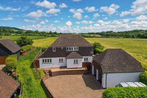 4 bedroom detached house for sale, Pratling Street, Aylesford