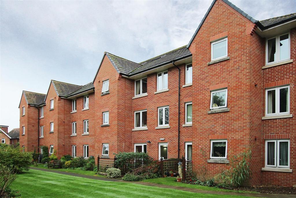Stockbridge Road, Chichester 1 bed retirement property for sale £139,950