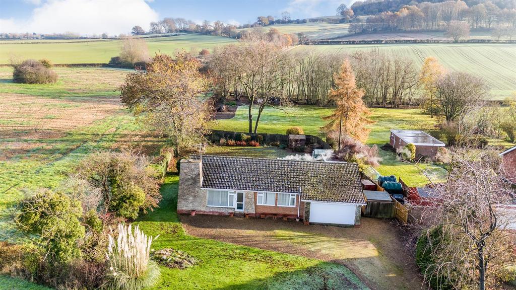 Meon Dale, Lower Clopton, Upper Quinton, StratfordUponAvon 3 bed