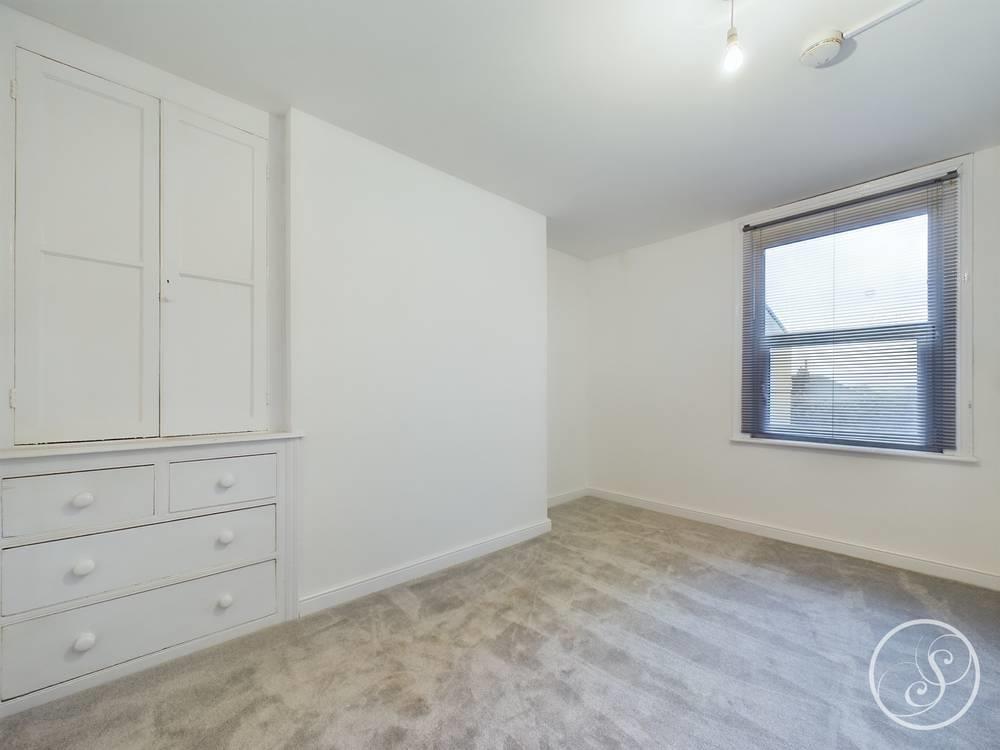 Cross Green Lane, Halton, Leeds 1 bed flat £650 pcm (£150 pw)