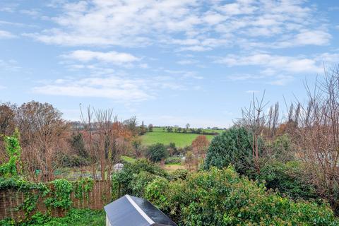 81 Dovedale Close, Harefield, Uxbridge, UB9 6DQ