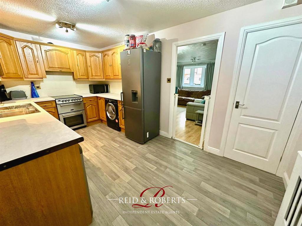 Uwch Y Mor, Pentre Halkyn, Holywell 3 bed terraced house for sale £