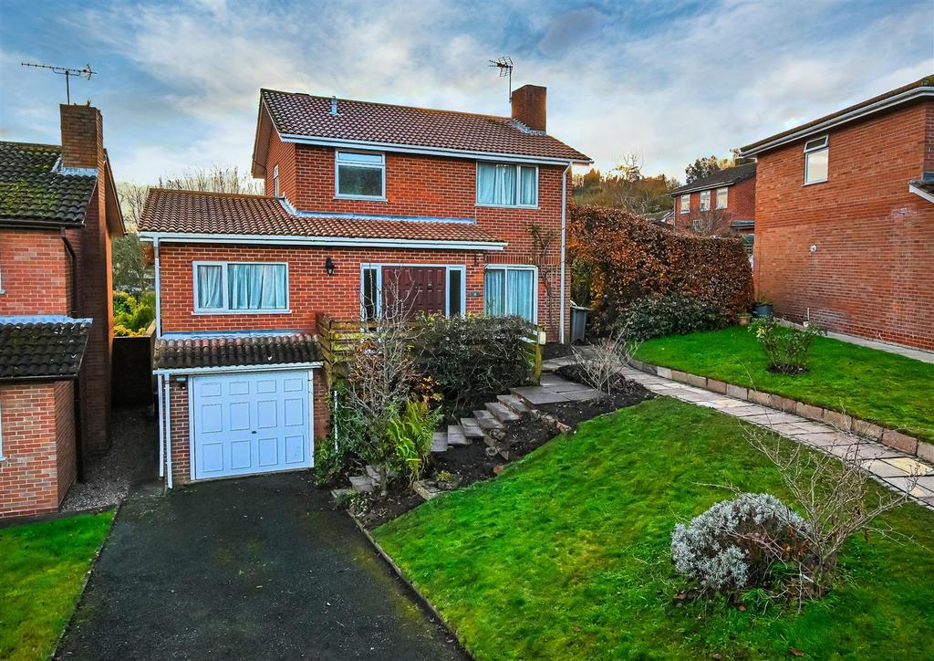 15 Bramble Ridge, Bridgnorth 4 bed detached house for sale £450,000