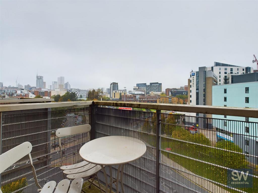 Merchants Quay, East Street, Leeds 2 bed apartment £1,195 pcm (£276 pw)