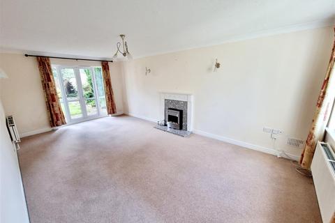 4 bedroom detached house for sale, Robin Drive, Launceston