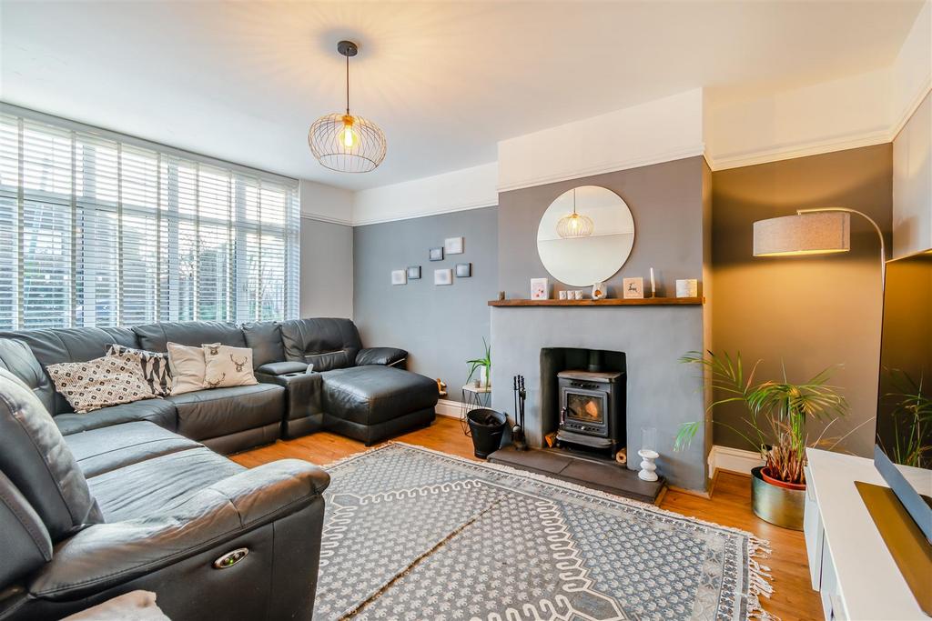 Norrington Road, Maidstone 3 bed semidetached house for sale £375,000