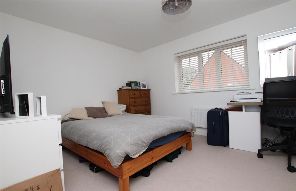 Bedroom 1.JPG