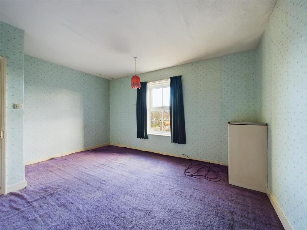 Bedroom: