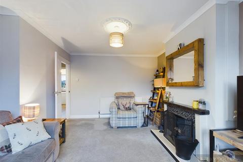 2 bedroom semi-detached house for sale, The Mount, Driffield