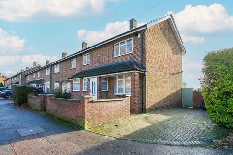 3 bedroom end of terrace house to rent, Peascroft Road, Hemel Hempstead, Hertfordshire, HP3