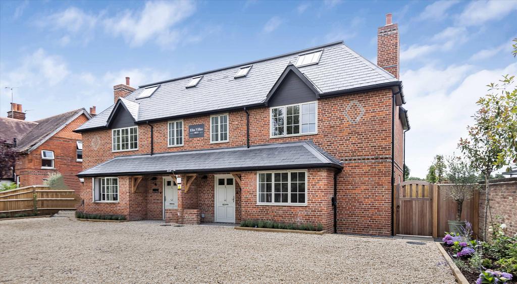 Binfield Heath, HenleyonThames... 5 bed semidetached house for sale