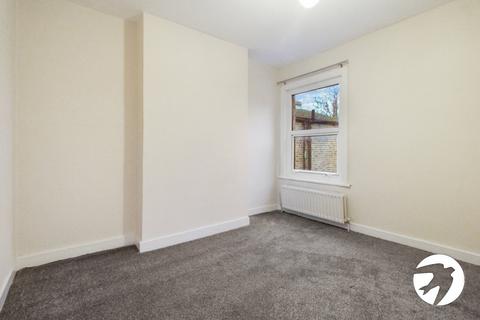 2 bedroom flat to rent, Honley Road, Catford, London, SE6