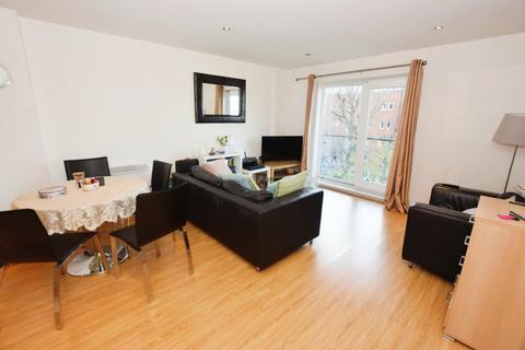 2 bedroom flat to rent, XQ7 Building, Taylorson Street South, Salford, M5