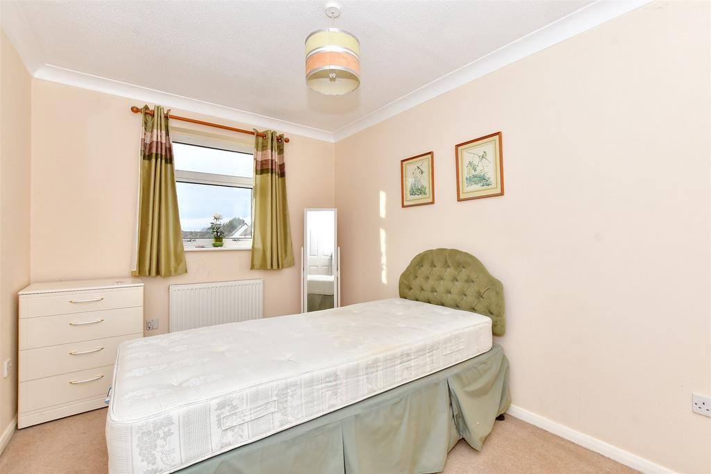 Church Road, Paddock Wood, Tonbridge... 3 bed semidetached house for