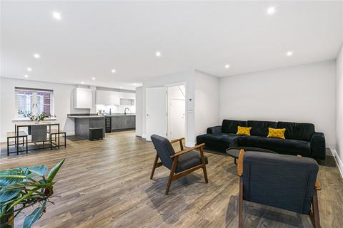 5 bedroom detached house for sale, Edward Close, Goffs Oak, Hertfordshire, EN7