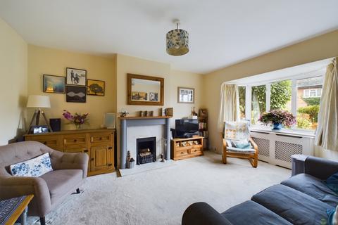 32 Hall Place Crescent, Bexley, DA5 1PL
