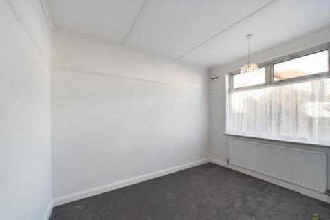 2 bedroom semi-detached bungalow for sale - 68 Eversley Avenue, Bexleyheath