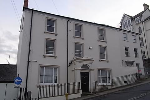 2 bedroom flat to rent, Bridge Street, Bideford, EX39