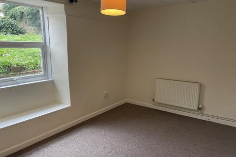 2 bedroom flat to rent, Bridge Street, Bideford, EX39
