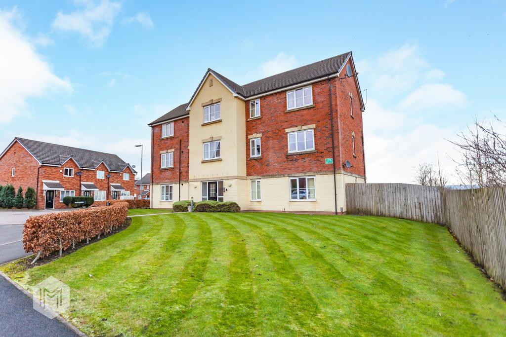 Windsor Gardens, Bolton, Greater Manchester, BL1 4EY 2 bed apartment