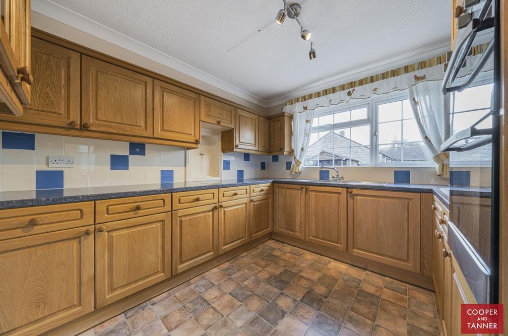 Orchard Way, Keinton Mandeville, TA11 3 bed detached house for sale £