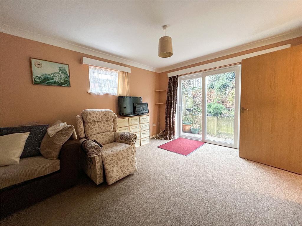 Sitting/Dining Room