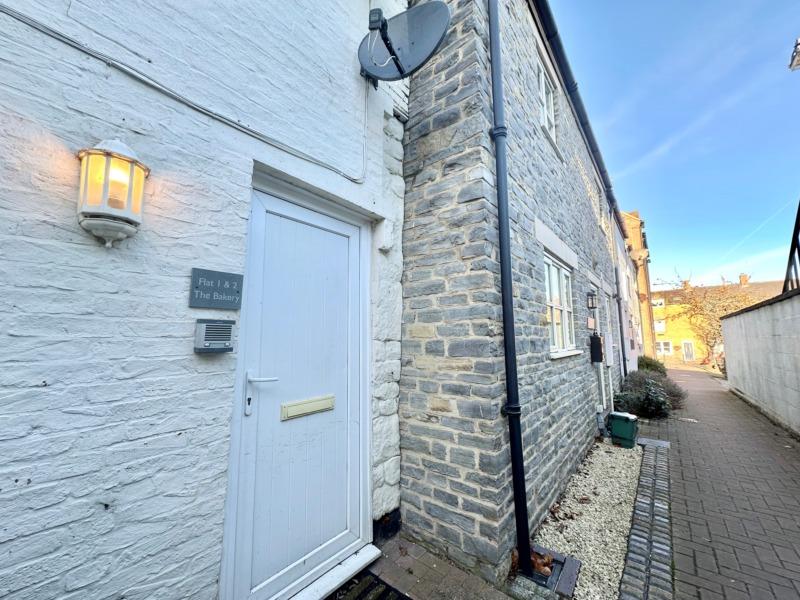 Flat 1 The Bakery 14 Sheep Street Shipston in Stour CV36 4AF 2 bed