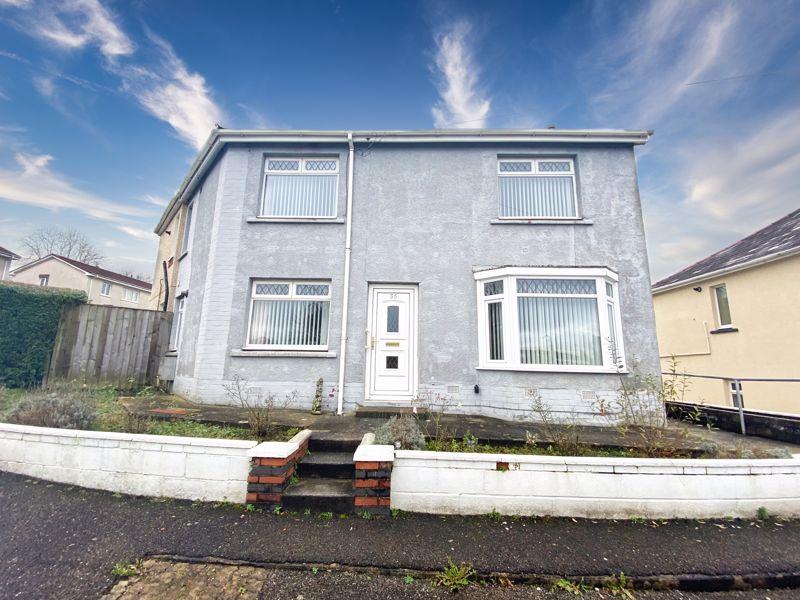 Ash Grove, Cimla, Neath, SA11 3ST 3 bed semidetached house for sale