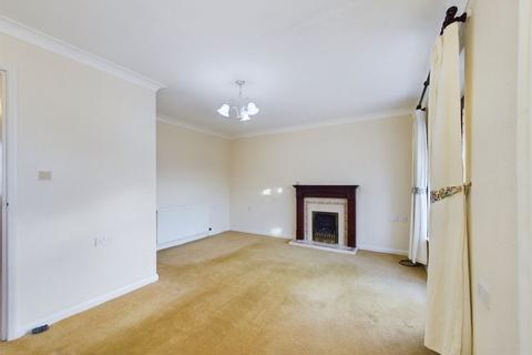 1 bedroom detached bungalow for sale - Impala Way, Hull
