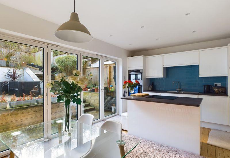 Kitchen diner