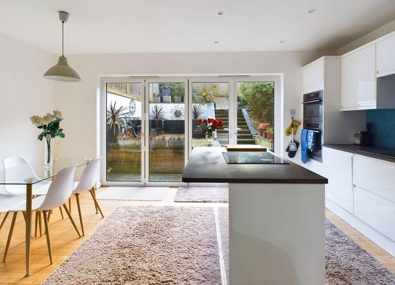 Kitchen diner