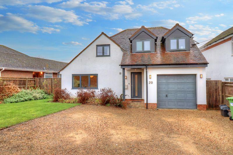 New Road, High HP14 4 bed detached house for sale £700,000
