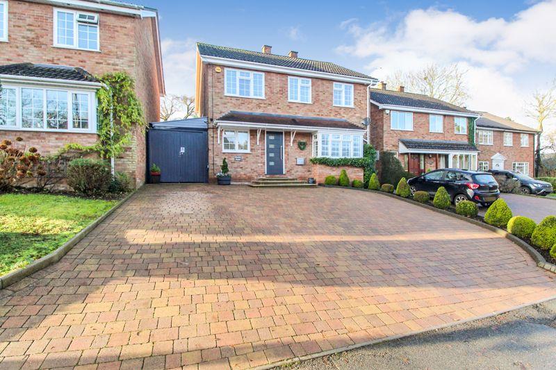 Spring Hill, Bedford MK44 4 Bed Detached House For Sale - £625,000