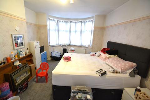 1 Ryecroft Road, Petts Wood, Orpington, BR5 1DR