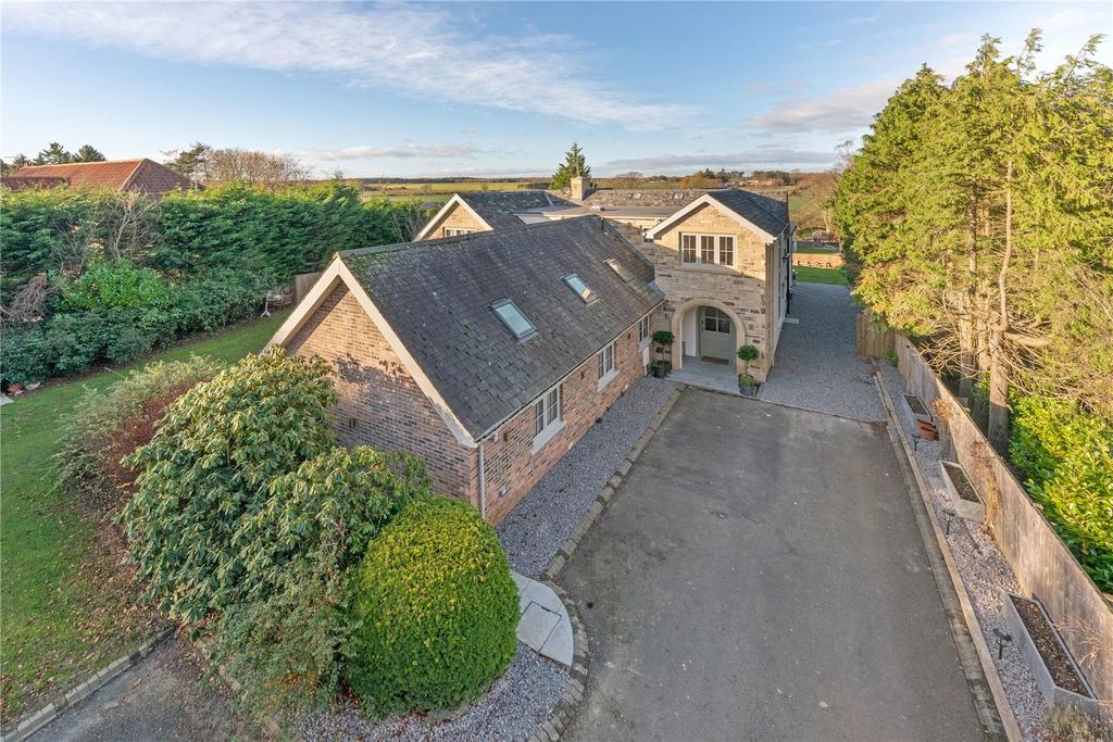 Runnymede Road, Darras Hall, Ponteland, Newcastle Upon Tyne, NE20 6 bed