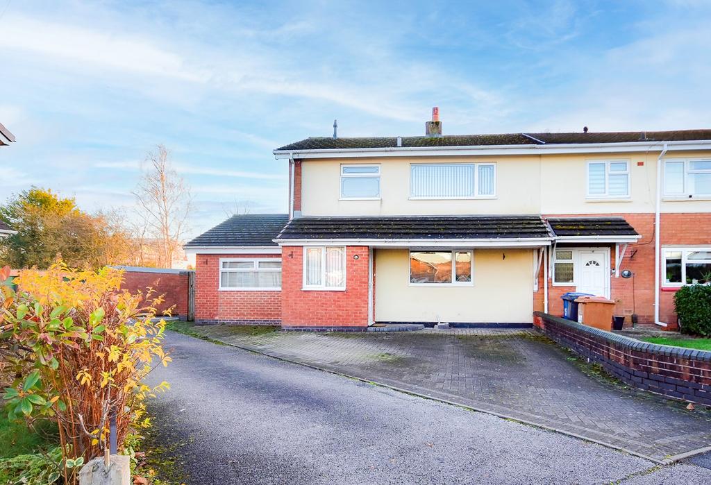 Acorn Close, Burntwood, WS7 3 bed end of terrace house for sale £250,000