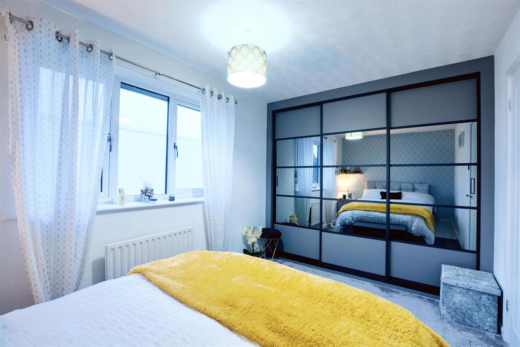 Bedroom 1 1.jpeg