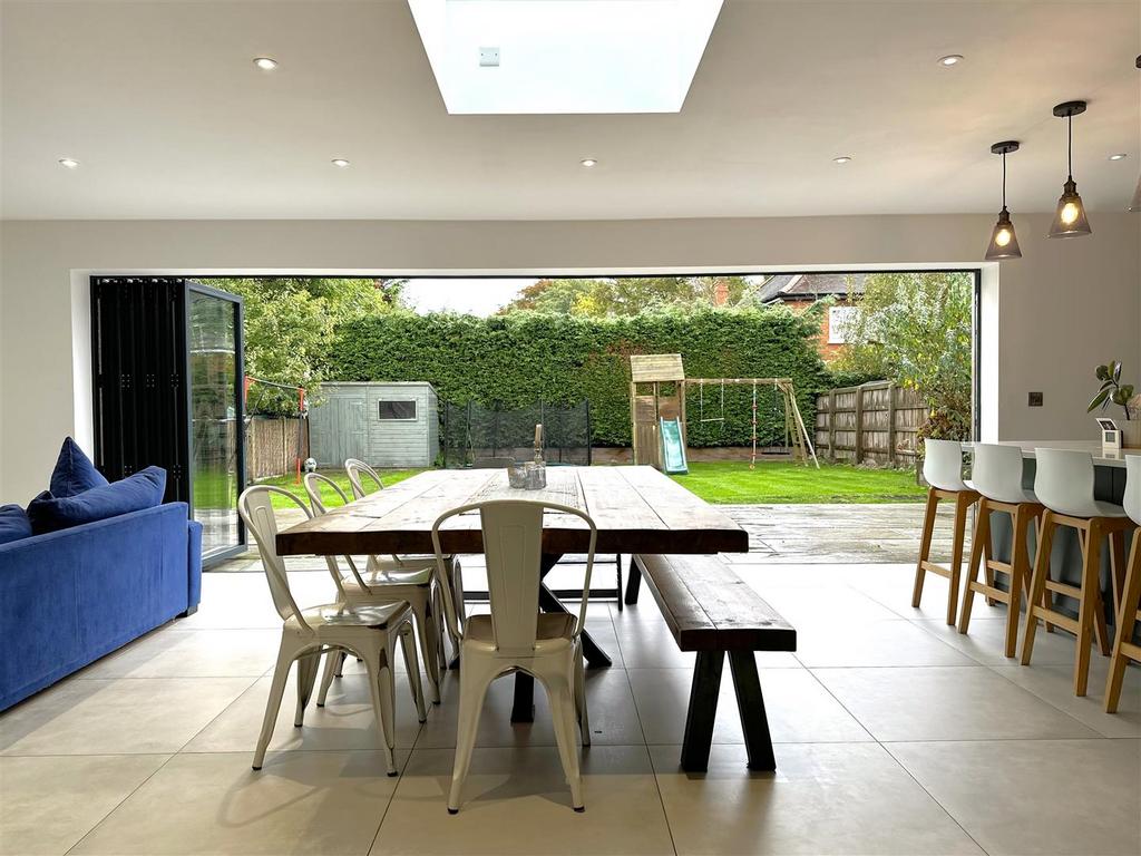 Dining Area With BI-FOLD Doors 874